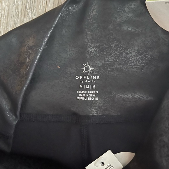 NWT OFFLINE By Aerie Real Me High Waisted Crossover Legging Black Metallic - M - Picture 4 of 9